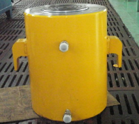 世上沒有不透風的墻，卻有不透氣的液壓千斤頂